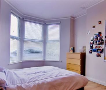 4 Bed 1 Bath - Photo 4