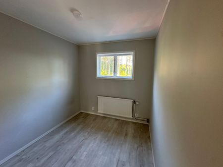 Ljusviksvägen, Kvissleby - Photo 2