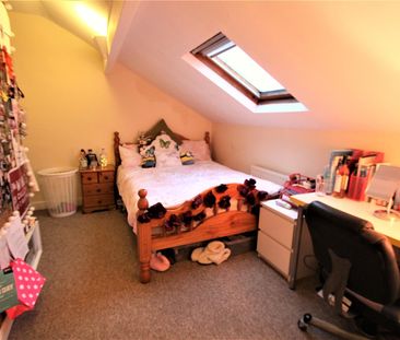 4 bedroom terraced house to rent - Photo 2