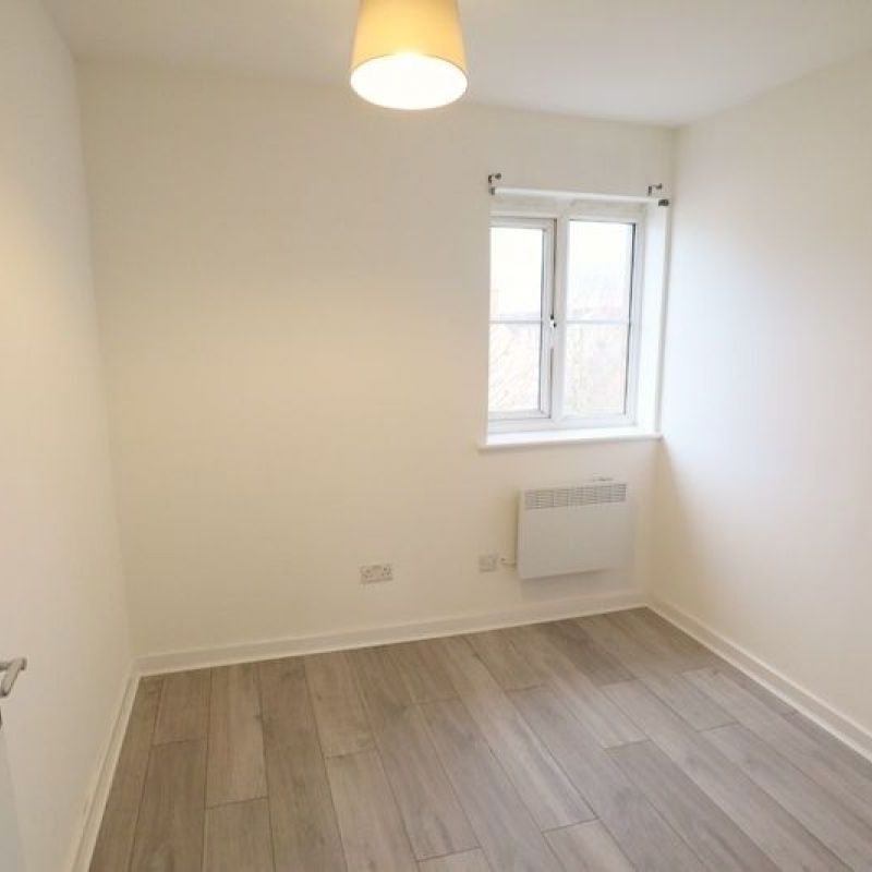 2 Bed, Flat - Photo 1