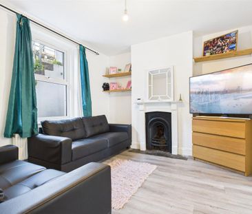 4 bedroom house to rent - Photo 3