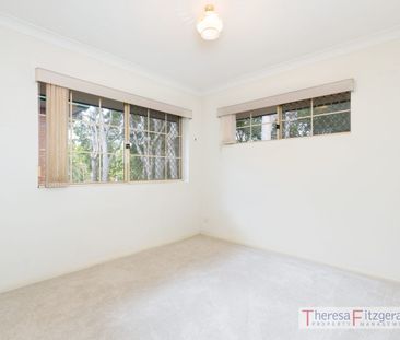 2 BEDROOM UNIT IN A QUIET BLOCK - Photo 4