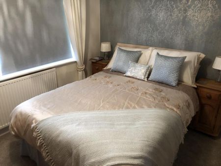 2 bedroom bungalow to rent - Photo 3