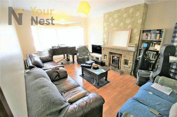 4 bedroom semi-detached house to rent - Photo 1