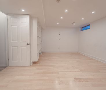 For Lease - 28 Chartwell Avenue, South of Baseline to Knoxdale, Ont... - Photo 1