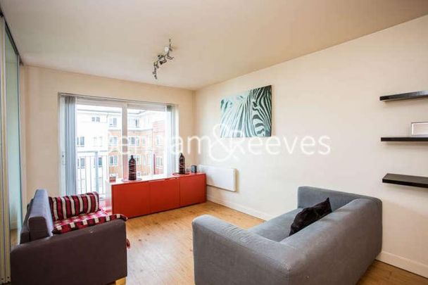 Boulevard Drive, Colindale, NW9 - Photo 1