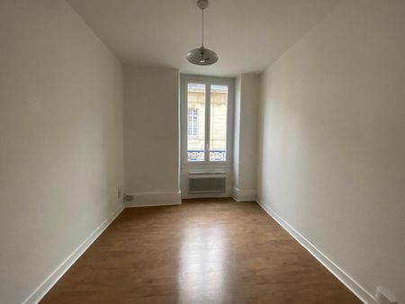 Location Appartement 2 pièces 45m² VALENCE 26000 - Photo 5