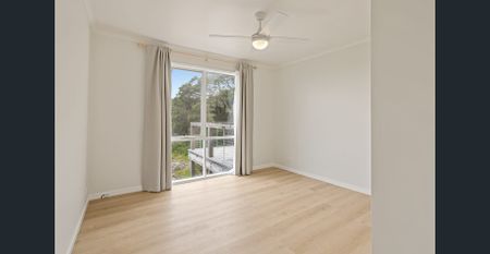 Fully Renovated Coastal Home - Photo 2