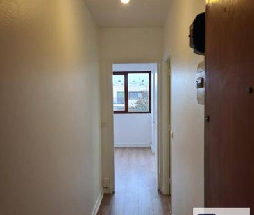 Location appartement studio 1 pièce 26 m² à Rocquencourt (78150) Po... - Photo 2