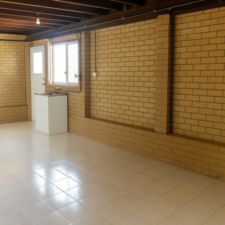 8 Williams Street, Redcliffe QLD, Belconnen - Photo 3