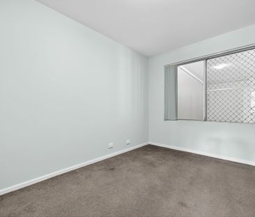12C/305 Harborne Street, Glendalough Wa 6016 - Photo 5