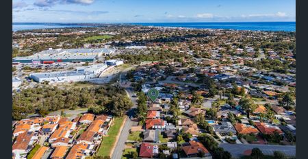 Spacious Coastal Home with Vaulted Ceilings and Drive-Through Garage - Photo 3