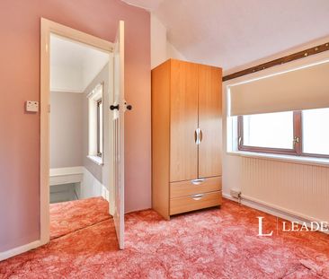 2 bedroom apartment to rent Fairmile Road, Christchurch, BH23 - Photo 3