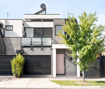 102 Wilmoth Street, Thornbury - Photo 2
