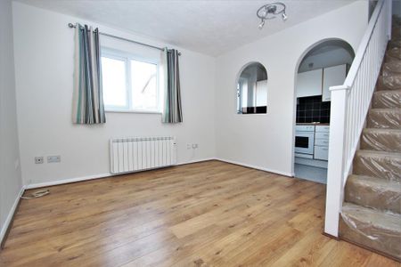 1 bedroom terraced house to rent - Photo 2