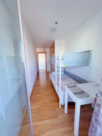 L'Hospitalet De Llobregat - Photo 3