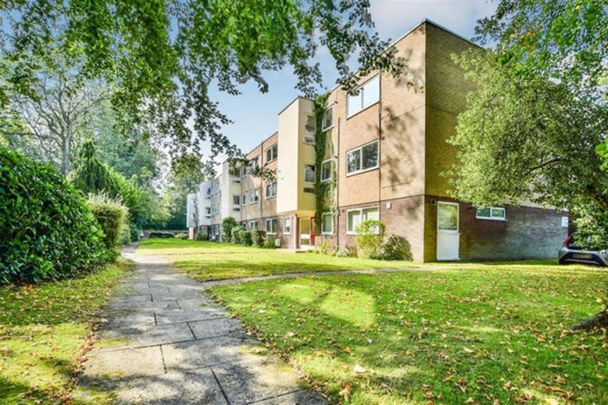 2 Bedroom Apartment Available Arranging tenancy - Photo 1