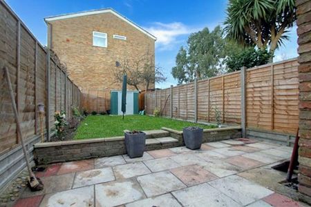 2 bedroom cottage to rent - Photo 2