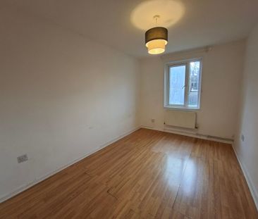 Westcott Close - Photo 3