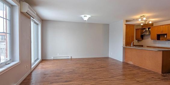 Immeuble - 641-661 Rue Des Coquelicots Spacieux 5 ½ - Photo 3