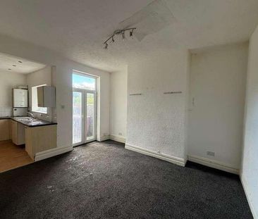 Tonge Moor Road, Bolton, BL2 - Photo 3