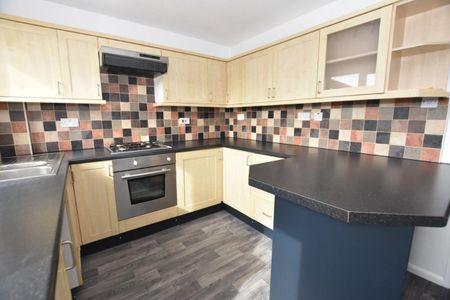 Devonshire Road North, New Whittington, Chesterfield - Photo 5