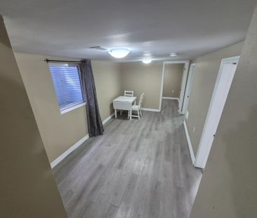 For Lease - 3 Plumbrook Crescent Unit# Lower, Toronto, Ontario - Photo 6