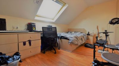6 bedroom House in Ashville Terrace, Leeds - Photo 1