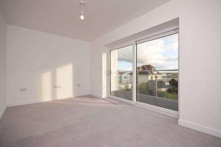 Pentire Road, Newquay, TR7 - Photo 3