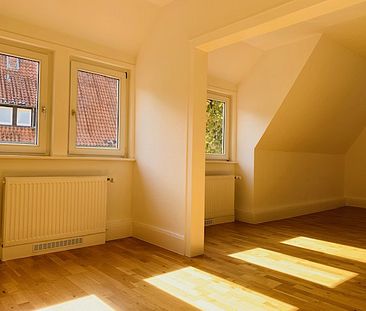 Charmante Dachgeschosswohnung in Detmold - Photo 2