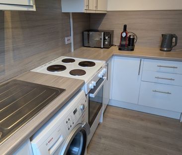1 Bed Flat, Byres Road, G11 - Photo 6