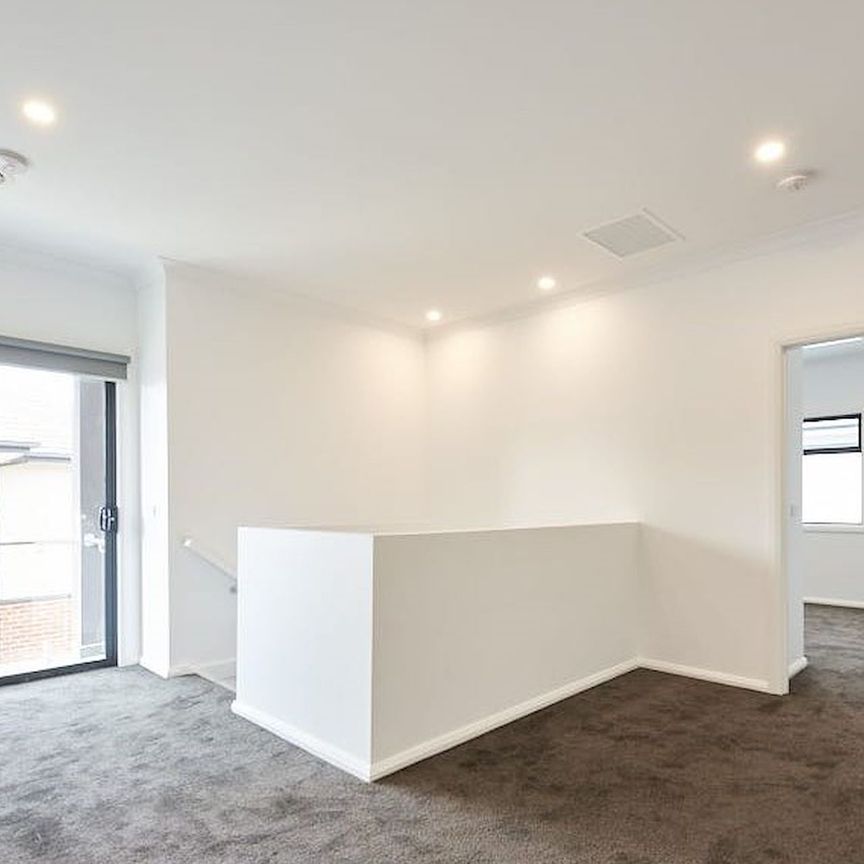 4/4-6 Burrows Avenue, Dandenong. - Photo 1