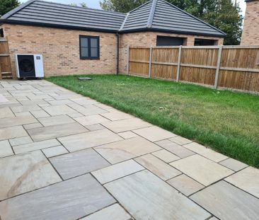 3 bedroom detached house to rent - Photo 1
