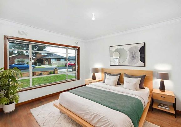 Don't Miss This One! - Photo 1