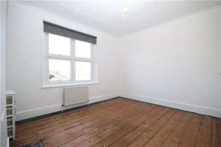 5 bedroom terraced house to rent - Photo 2