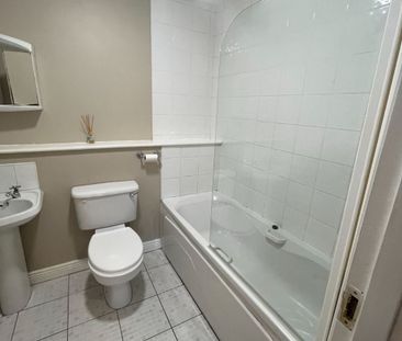 6 The Green, Larch Hill, Dublin 17, Kilmore, Dublin 5 - Photo 2