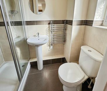 2 bedroom apartment to rent - Photo 6