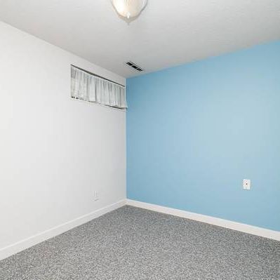 North Burnaby 2 bedrooms 1 bathrooms house for rent - Photo 3