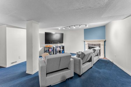 For Lease - 3 BRIARSDALE Crescent, Welland, Ontario - Photo 3