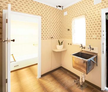 Coastal Living Made Easy. Please apply through realestate.com - Photo 5