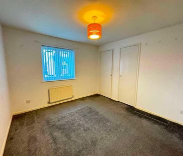 Braydon Drive, North Shields. ** Extended, NE29 - Photo 4