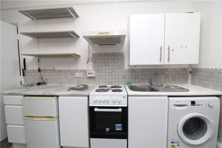 Kings Avenue, Ealing, W5 2SH - Photo 3