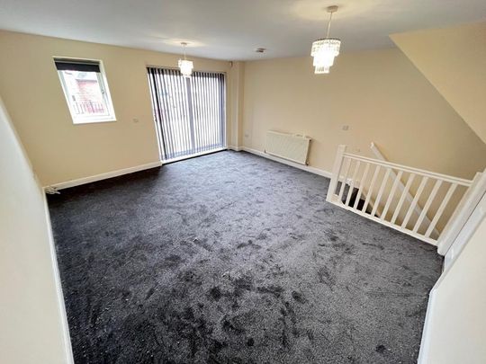 3 bedroom terraced house to rent - Photo 1