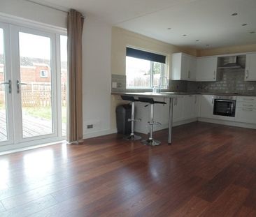 Redwood Lane, lakenheath - Photo 2