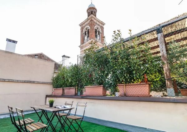 Galleria Santa Lucia, Padova, Veneto 35139