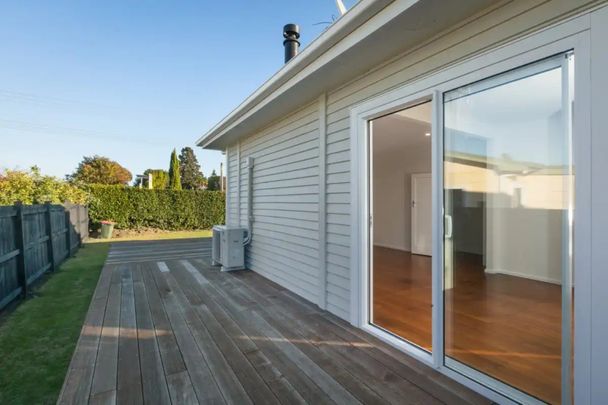 Character Home - Katikati - Photo 1