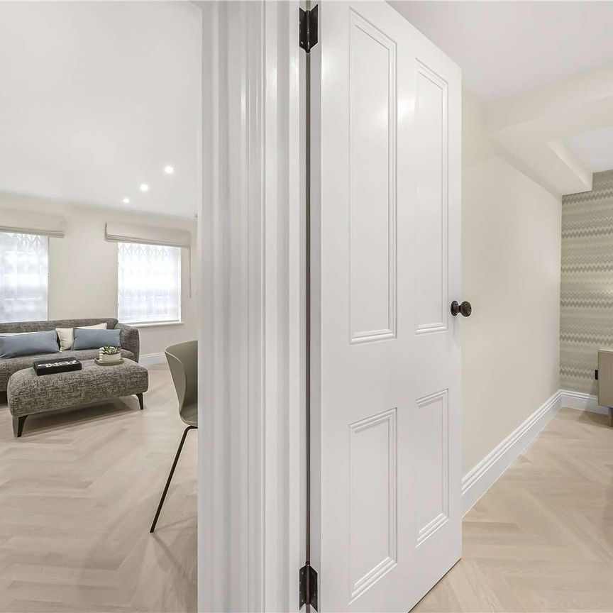 Brand new one bedroom garden apartment located 0.2 miles from Marylebone Station - Photo 1