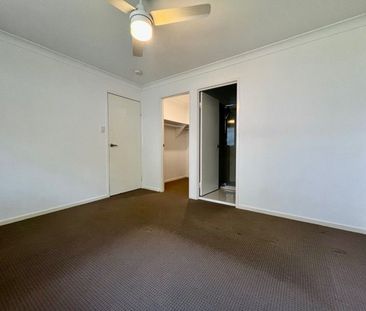 BREAK LEASE $630pw UNTIL 28/11/25 - Photo 2