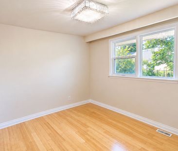 For Lease - 826 Brimorton Drive, Toronto, Ontario - Photo 6