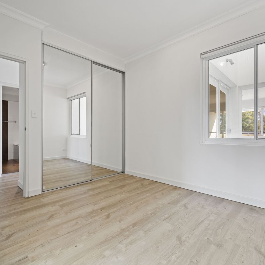 2/428 New Canterbury Rd, Dulwich Hill - Photo 1